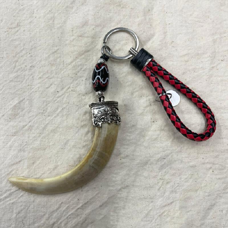 【南島】 原住民飾品鑰匙圈 / 大型山豬牙鑰匙圈-銀頭勇士商品圖