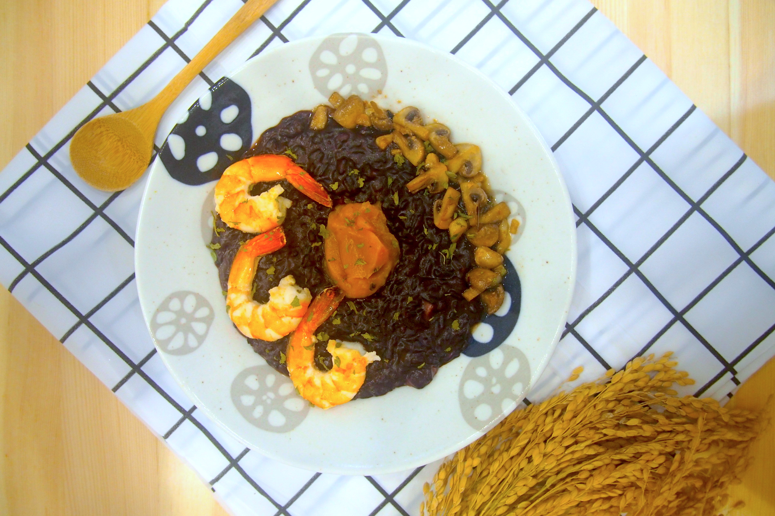 黑糙米燉飯料理